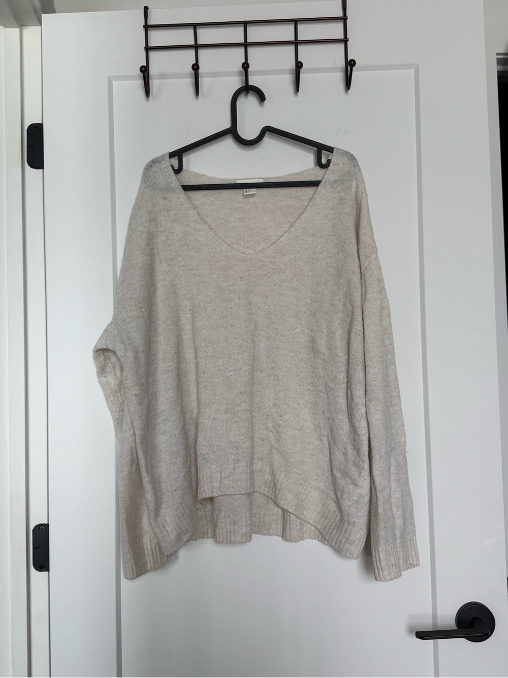 H&M Oversized V-Neck Sweater - Cream